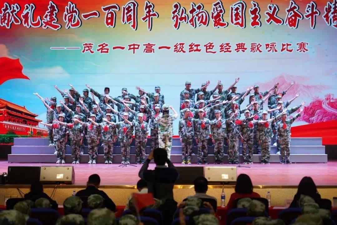 逃离诡异小镇