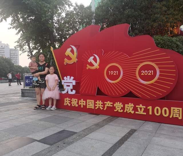 2023年天津口岸汽车出口值同比增长超四成